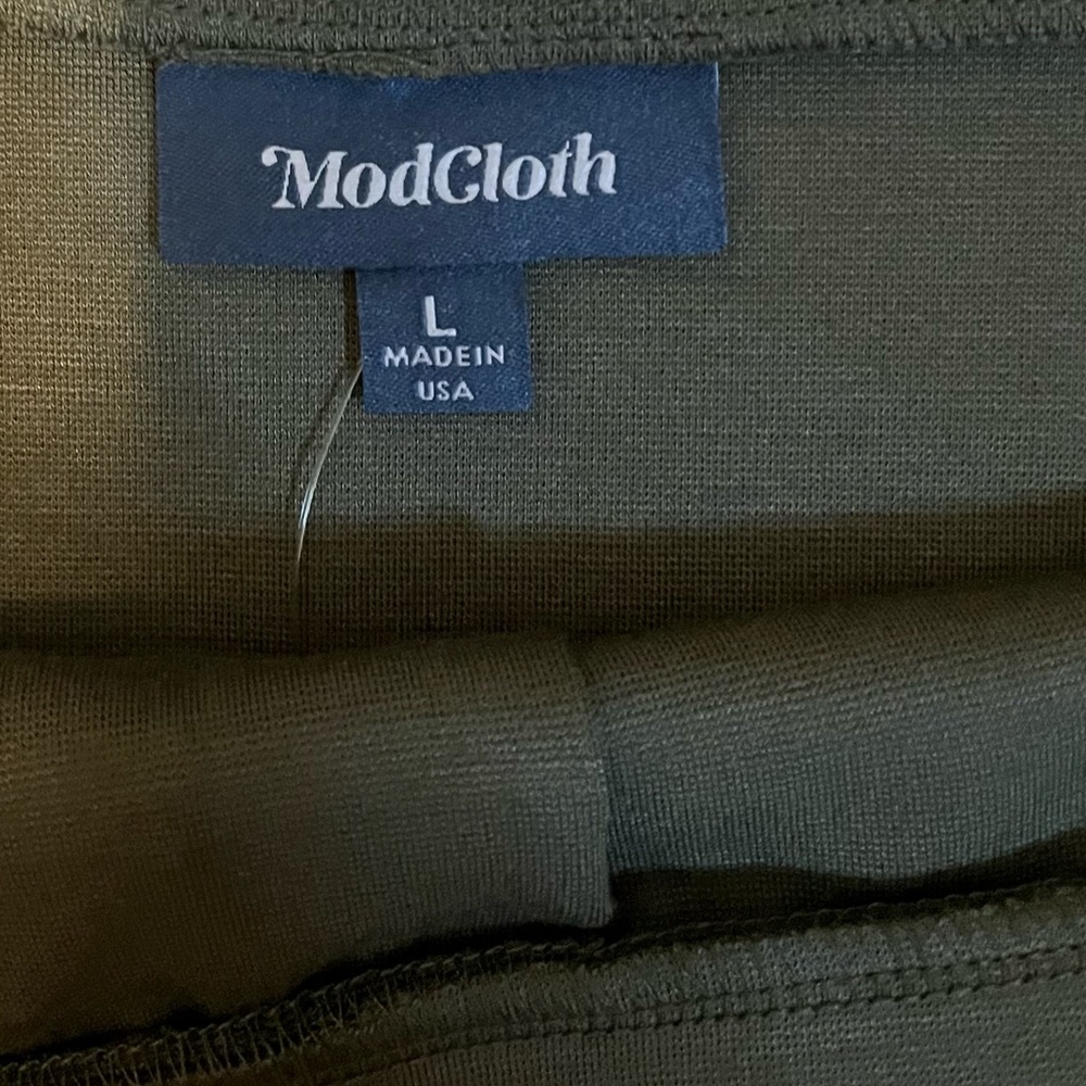 ModCloth Olive Green Pleated Mini Skirt size L - Picture 8 of 10